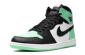 Air Jordan 1 Retro High OG 'Green Glow' | DZ5485 130