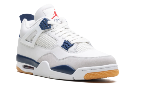 Air Jordan 4 x Nike SB 'Navy' | Court Meets Skate DR5415-100