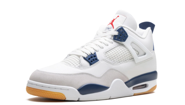 Air Jordan 4 x Nike SB 'Navy' | Court Meets Skate DR5415-100