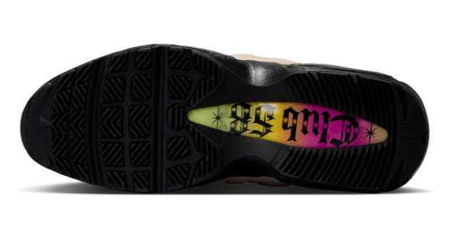 Nike SB Air Max 95 'Club 58' | Sail & Laser Orange Contrast