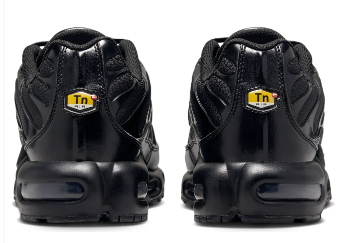 Nike Air Max Plus 'Triple Black' | Nightfall Notes | 604133-050